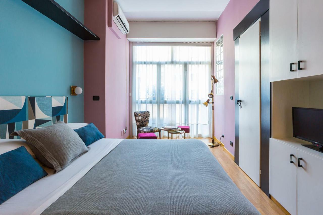 Lovely Studio With Terrace In The Heart Of Милано Екстериор снимка